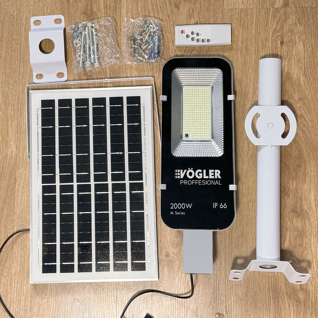 Výkonná solární lampa, soumrakový senzor, dálkové ovládání, Vögler Professional 2000W